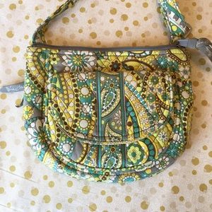 🌴Vera Bradley Lizzy Crossbody in "Lemon Parfait"